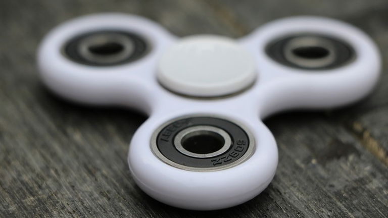 Esto es todo lo que debes saber sobre el fidget spinner, el juguete pedagógico de moda