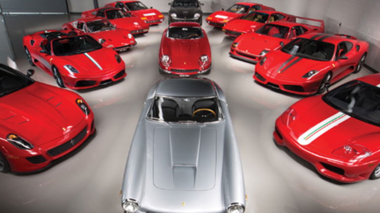 A subasta una colección de 13 Ferrari que te puede costar más de 15 millones de euros