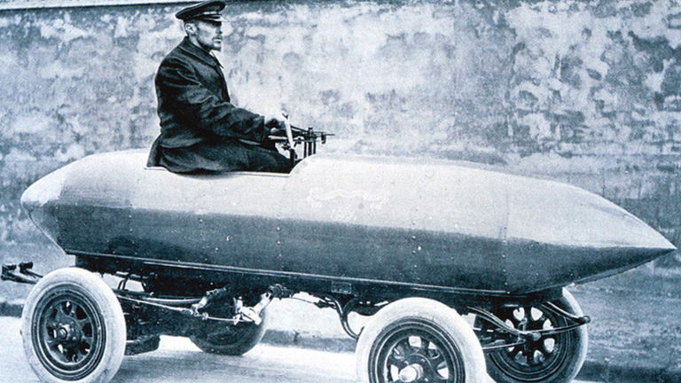 La Jamais Contente, el primer automóvil en llegar a los 100 km/h, era eléctrico