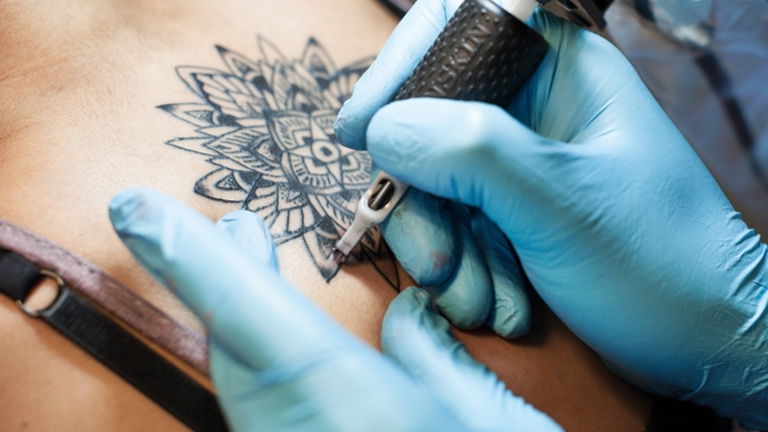 El MIT y Harvard inventan un tipo de tatuaje que puede salvar vidas