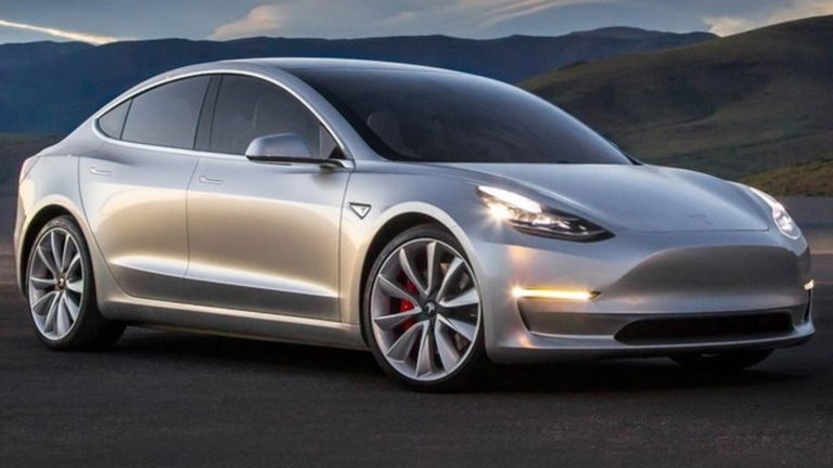 ¿Existe una burbuja especulativa con el número de reservas del Tesla Model 3?
