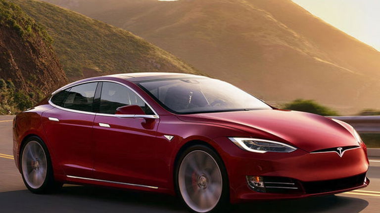 Se establece nuevo récord mundial de autonomía de un Tesla Model S