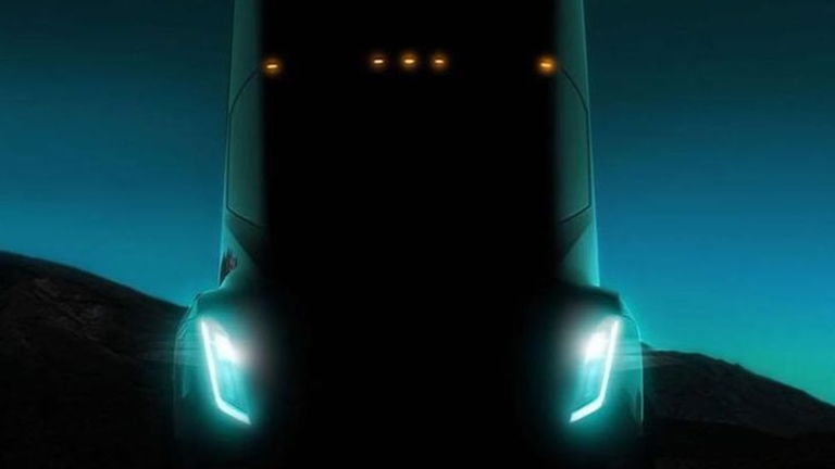 Tesla ya está preparando su propio camión autónomo para el transporte eficiente