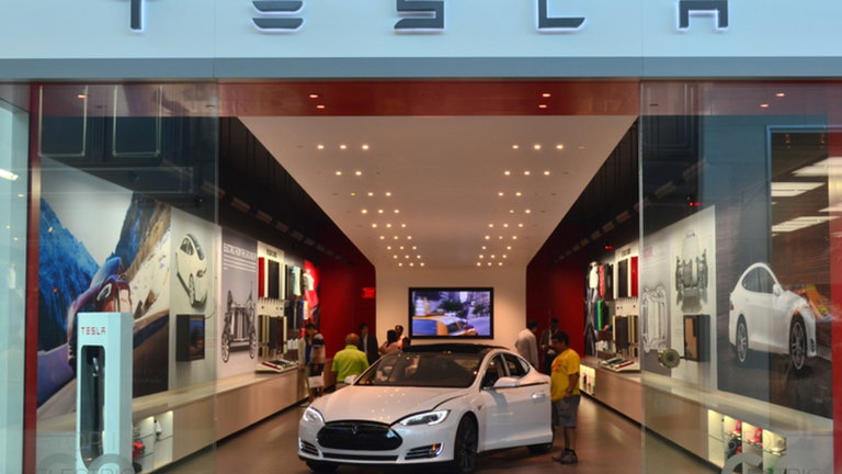 Los primeros concesionarios Tesla llegarán a España antes de las entregas del Model 3
