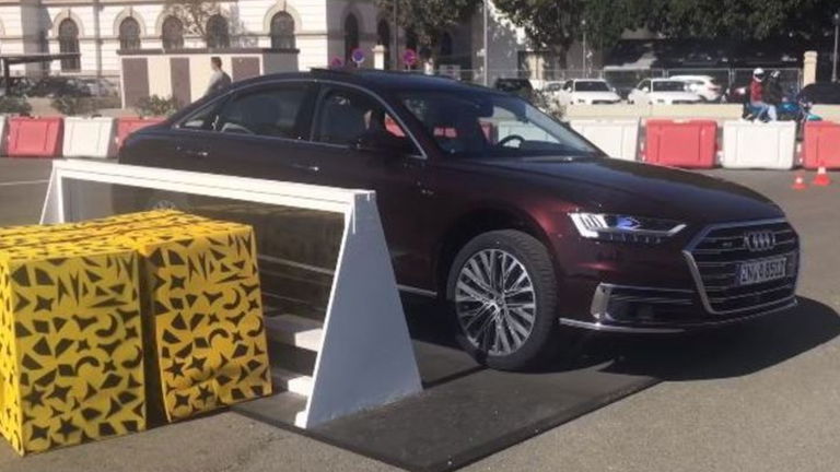 El nuevo Audi A8 incluye una solución autónoma para reducir el riesgo de vuelco