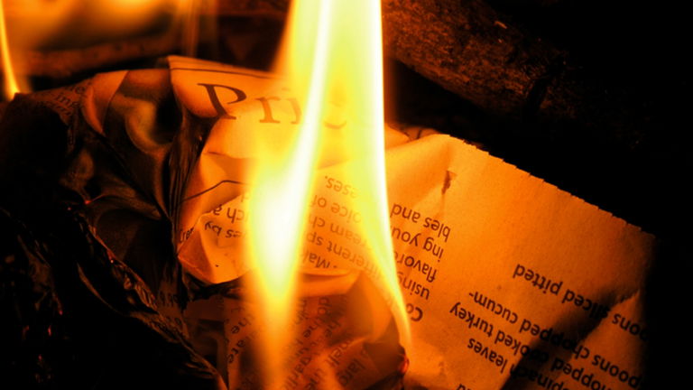 El papel resistente al fuego y al agua existe