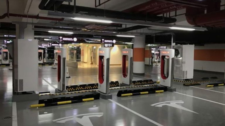 Así es la estación de carga de coches eléctricos más importante para Tesla