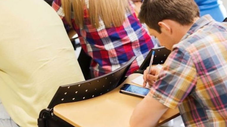 ¿Quieres mejorar tus notas? Apaga tu móvil
