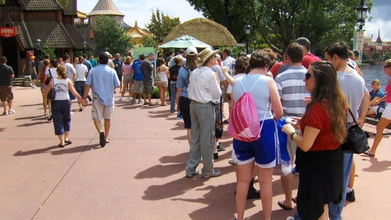 ¡No esperes más! Estos científicos saben cómo evitar las largas colas de Disney World