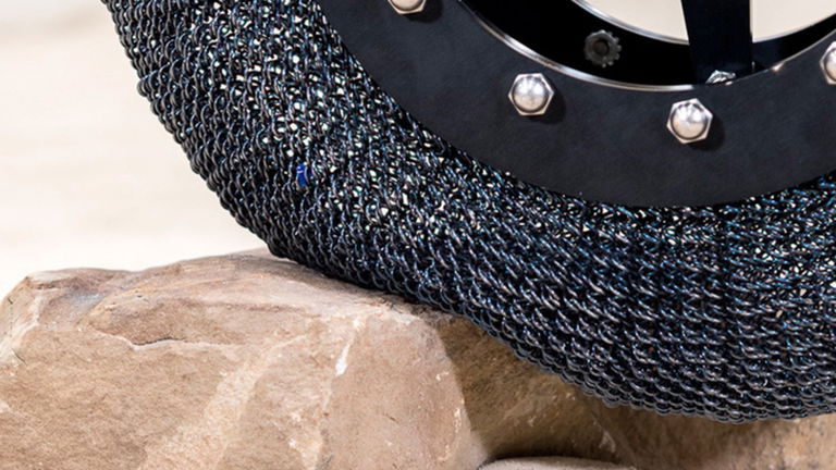 La NASA crea una rueda de titanio casi indestructible, ¿tendría futuro en la automoción?