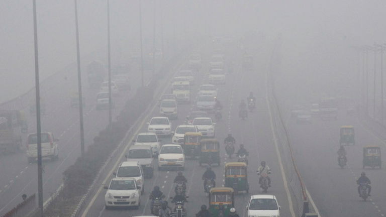 Por qué Mercedes intenta retrasar la llegada del coche eléctrico a la India