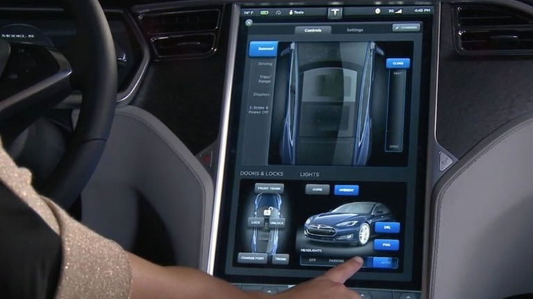 La característica más esperada en Tesla llegará muy pronto, así lo dice Elon Musk