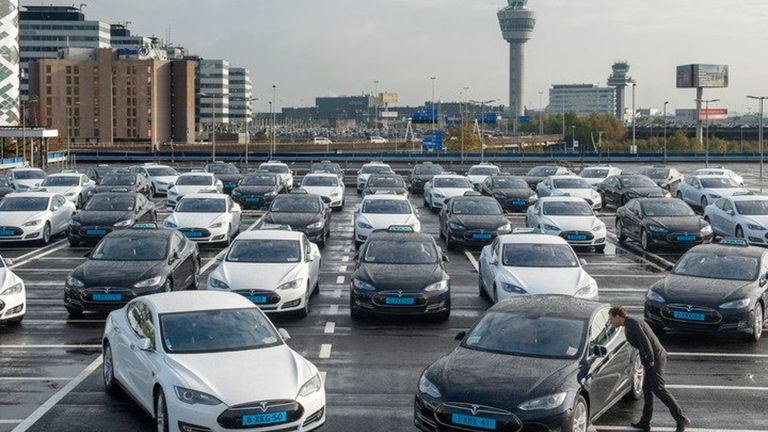 Muchos Tesla Model S en el mercado de ocasión holandés, ¿toca el turno de compra?