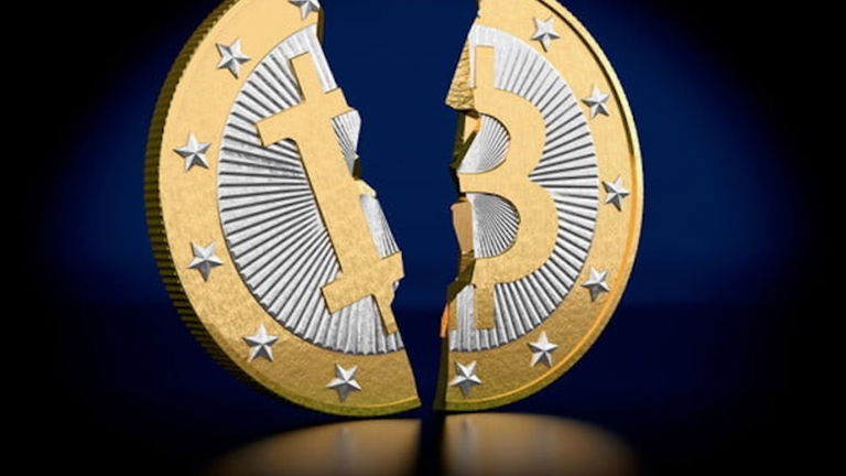 El bitcoin sufre la semana más dura llegando a valer la mitad: ¿estamos ante una burbuja?
