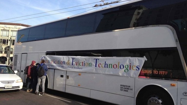 ¿Por qué están atacando los autobuses de Google y Apple en San Francisco?