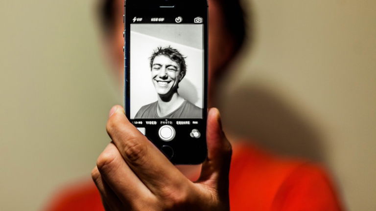 ¿Eres narcisista? Tu actividad en Instagram puede responder por ti
