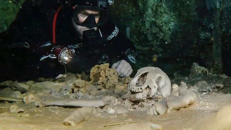Nuevos hallazgos mayas en Sac Actun, la cueva submarina más grande del mundo