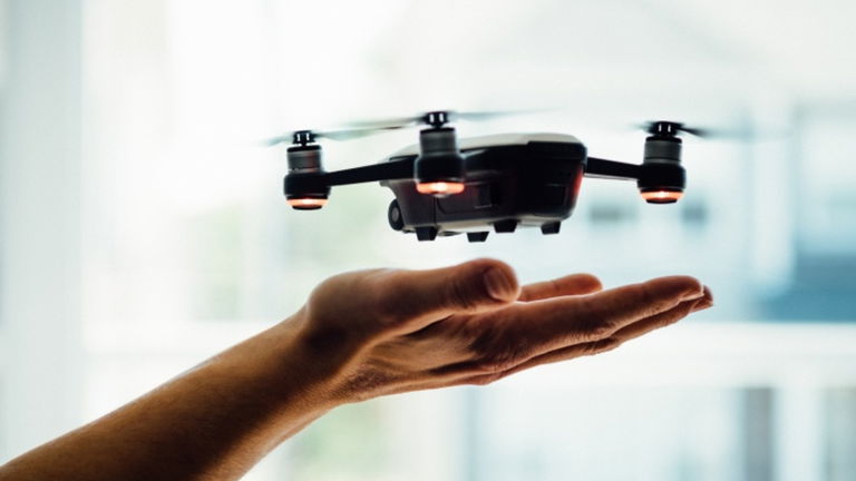 Cómo volar un dron con incertidumbre