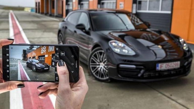 Huawei destaca la virtudes del Mate 10 Pro con un Porsche Panamera y un perro