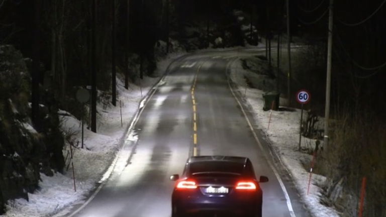 Así está probando Noruega la iluminación inteligente en las carreteras