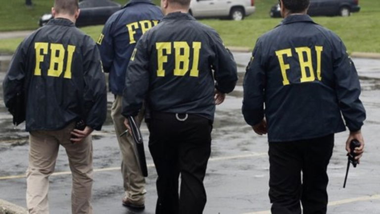 Un ex-agente del FBI investiga quién delató a la familia de Ana Frank