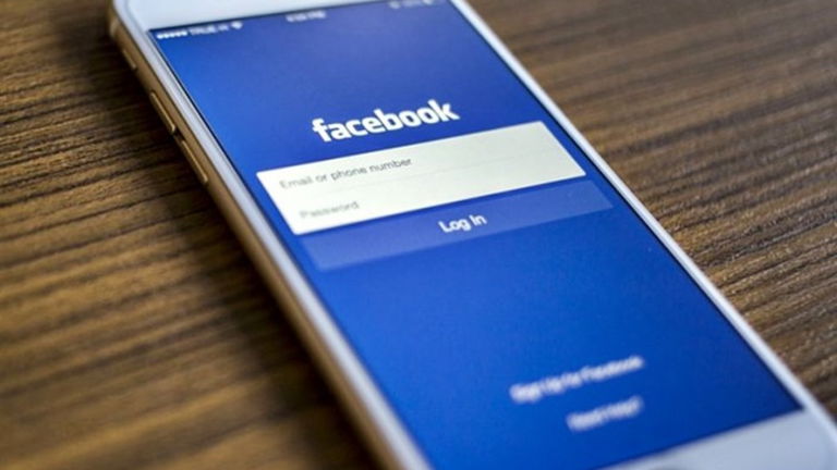 ¿Cómo reducir el estrés? Deja de usar Facebook