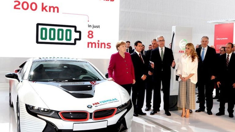 Así es el cargador más rápido del mundo en pleno crecimiento del coche eléctrico