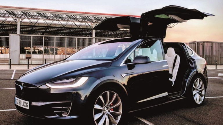 Actualizaciones vía OTA, una innovación que será costumbre gracias a Tesla