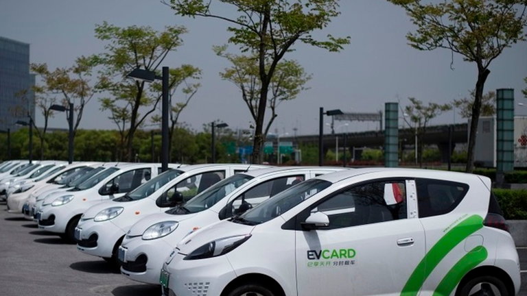 Por qué en China saldrá más rentable comprarse un coche eléctrico