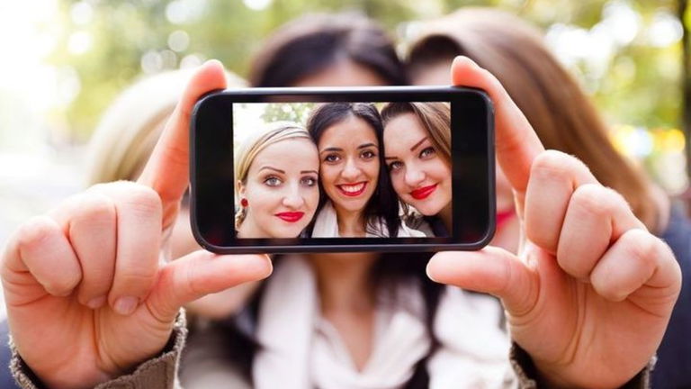 Así utiliza Facebook tus selfies de Instagram para entrenar a su Inteligencia Artificial