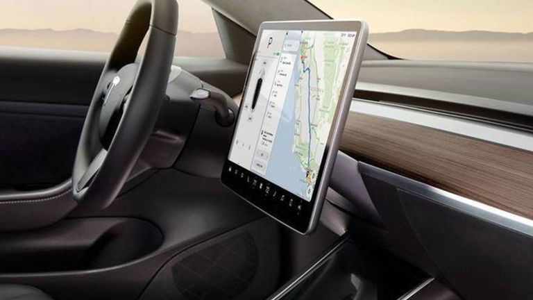 El Tesla Model 3 ya dispone de la actualización 2018.18.1, ¿qué novedades incluye?