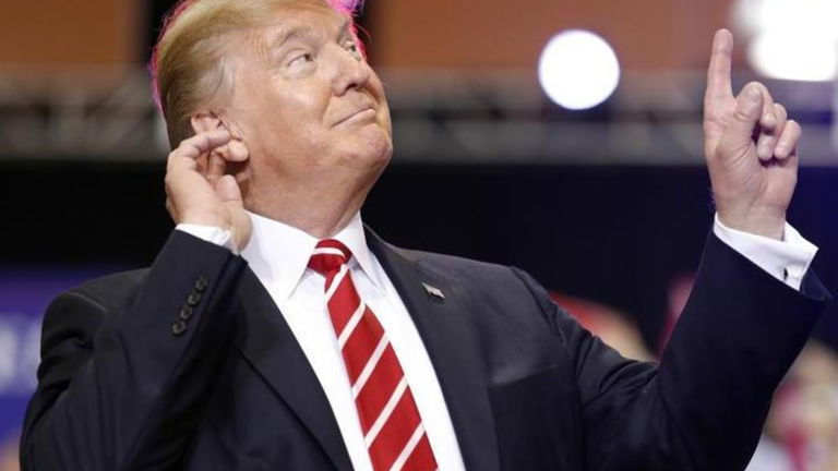 Trump está construyendo el muro con México, pero no puede bloquearte en Twitter