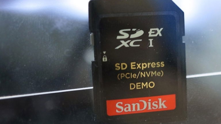 Con las tarjetas SD Express tendremos capacidades de discos duros