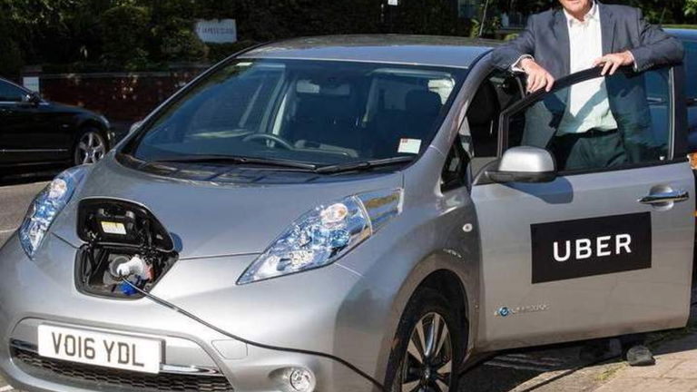 Uber apostará por el coche eléctrico, así pretende incentivar su compra