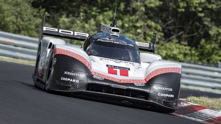 ¡Histórico! Así rompe el récord de Nürburgring el Porsche 919 Hybrid Evo