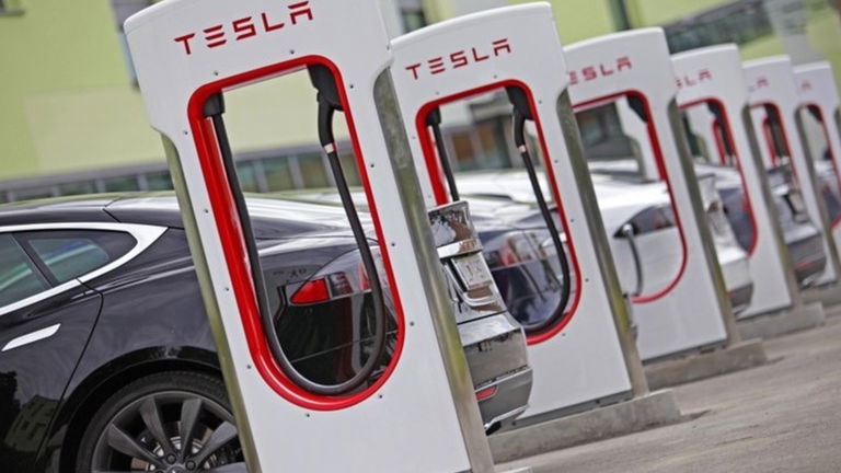 Por qué la red de estaciones Supercharger seguirá siendo líder en el mercado
