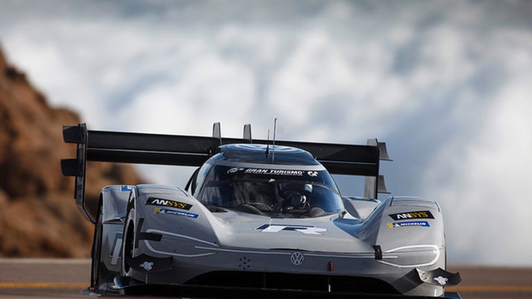 El Volkswagen I.D. R de Dumas bate el récord de Loeb en Pikes Peak