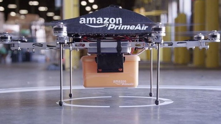 Amazon acaba de patentar un sistema que evita que la gente robe sus drones de reparto