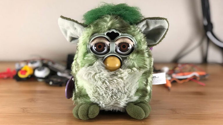 Cómo convertir tu viejo Furby en un ayudante inteligente