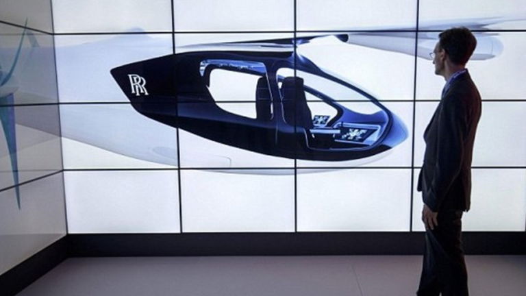 Aston Martin y Rolls-Royce quieren estrenar coches voladores de aquí a 5 años
