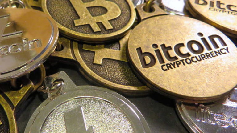 Criptomonedas vs bancos, ¿dónde está más seguro tu dinero?