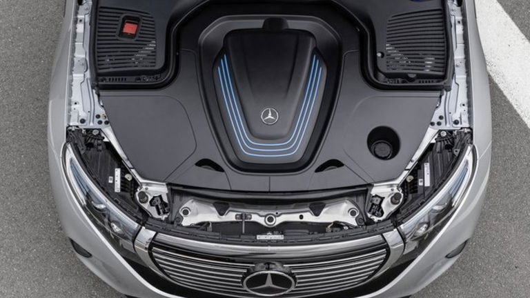 El futuro Mercedes EQC nos muestra por qué no es conveniente electrificar la gama