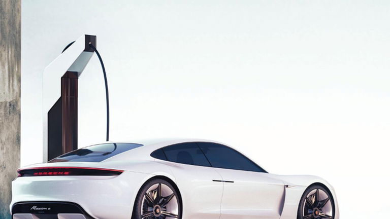 Parada en boxes, así denomina Porsche su sistema de carga rápida para coches eléctricos