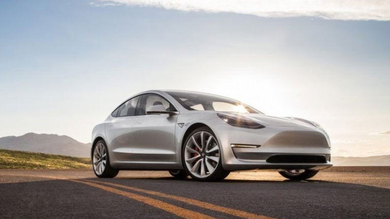 La solución pensada por Tesla para el cuello de botella en la producción del Model 3