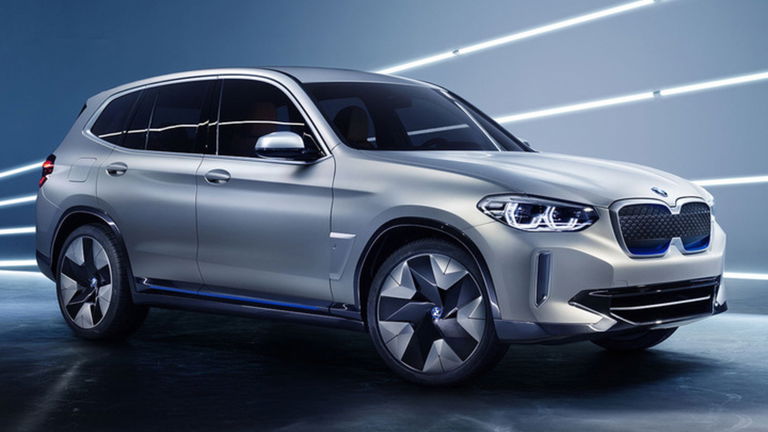 Los planes de BMW pasan por competir con Tesla con el iX3 frente al Model Y