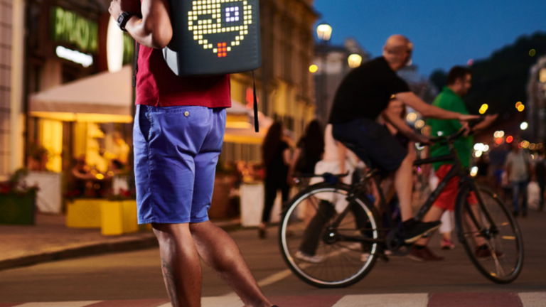 Pix: The Backpack o la diferencia que está en los píxeles