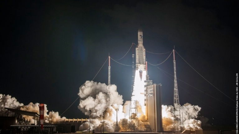 La historia del Ariane 5, el primer cohete europeo en llegar a las 100 misiones