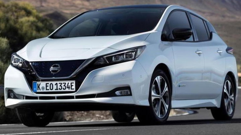 Los motivos por los que se retrasará el lanzamiento del Nissan LEAF con batería de 60 kWh