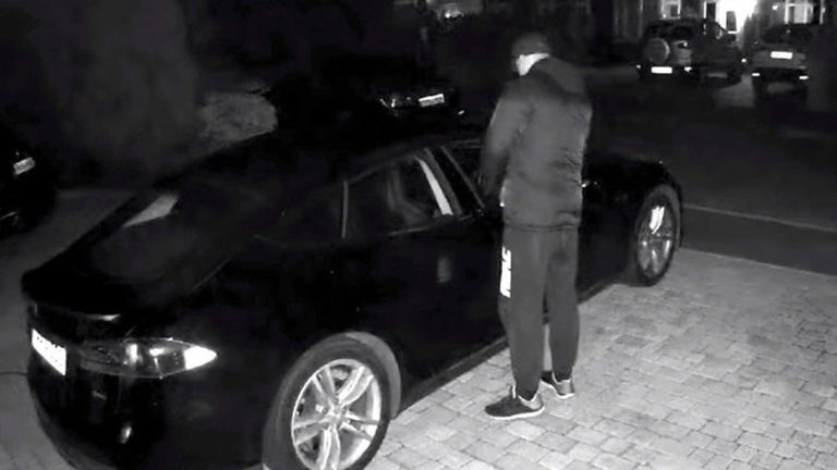 Olvídate de robar un Tesla: su última actualización los hace prácticamente intocables