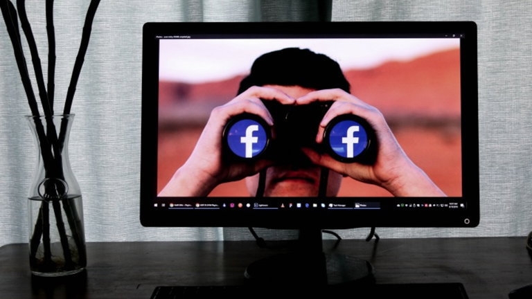 Facebook ha compartido mensajes privados de sus usuarios